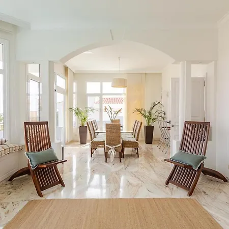5 Bedrooms 5 Bathrooms With Private Pool Fast Wifi & Sea Views فيلة *