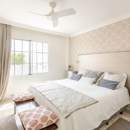 فيلة 5 Bedrooms 5 Bathrooms With Private Pool Fast Wifi & Sea Views *