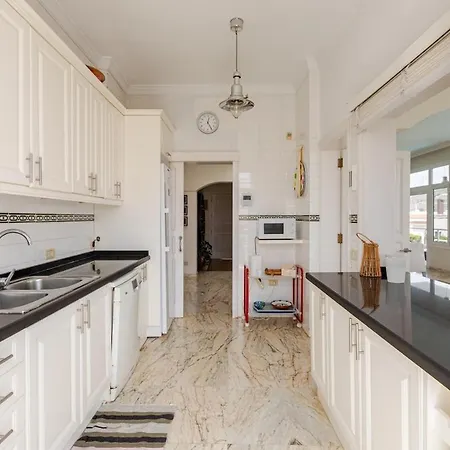 فيلة 5 Bedrooms 5 Bathrooms With Private Pool Fast Wifi & Sea Views