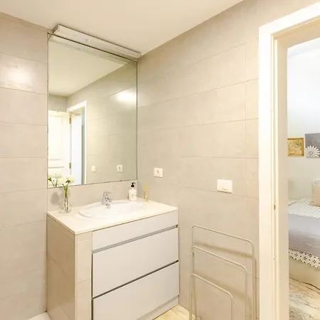 فيلة 5 Bedrooms 5 Bathrooms With Private Pool Fast Wifi & Sea Views